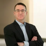 Andrew Resnick headshot