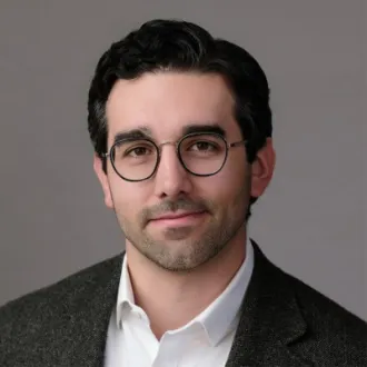 michael lee headshot