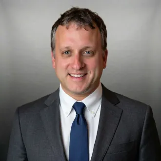 Geer, Christopher Headshot 