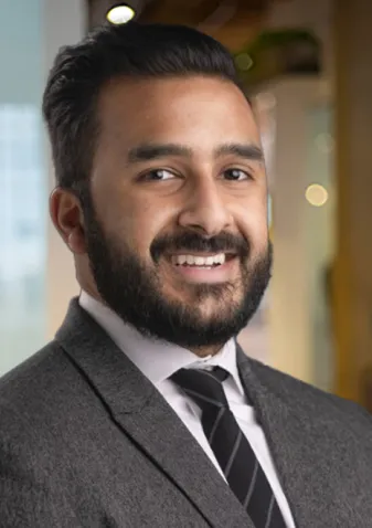Adnan Siddique headshot